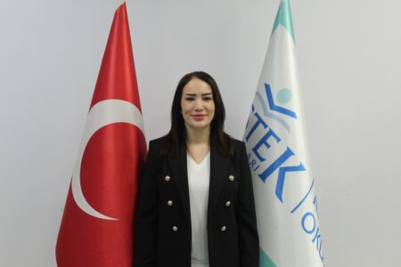 MERVE KURŞUN AĞAÇ İNGİLİZCE ÖĞRETMENİ